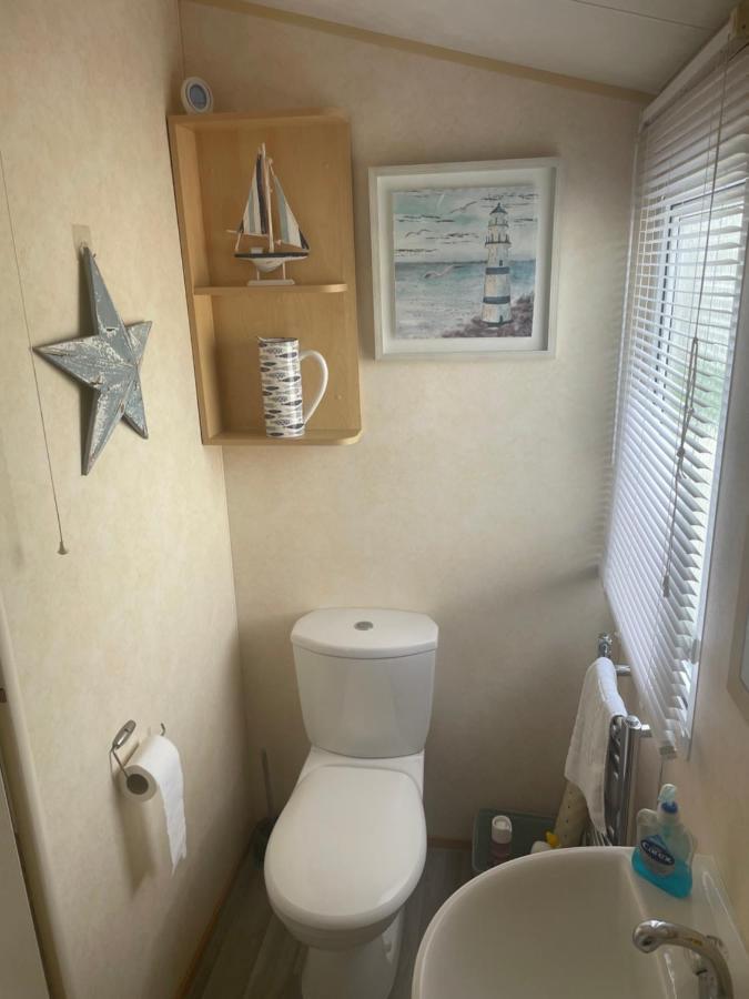 Calypso Hot Tub Breaks Tattershall Lakes Pet Friendly Exterior foto
